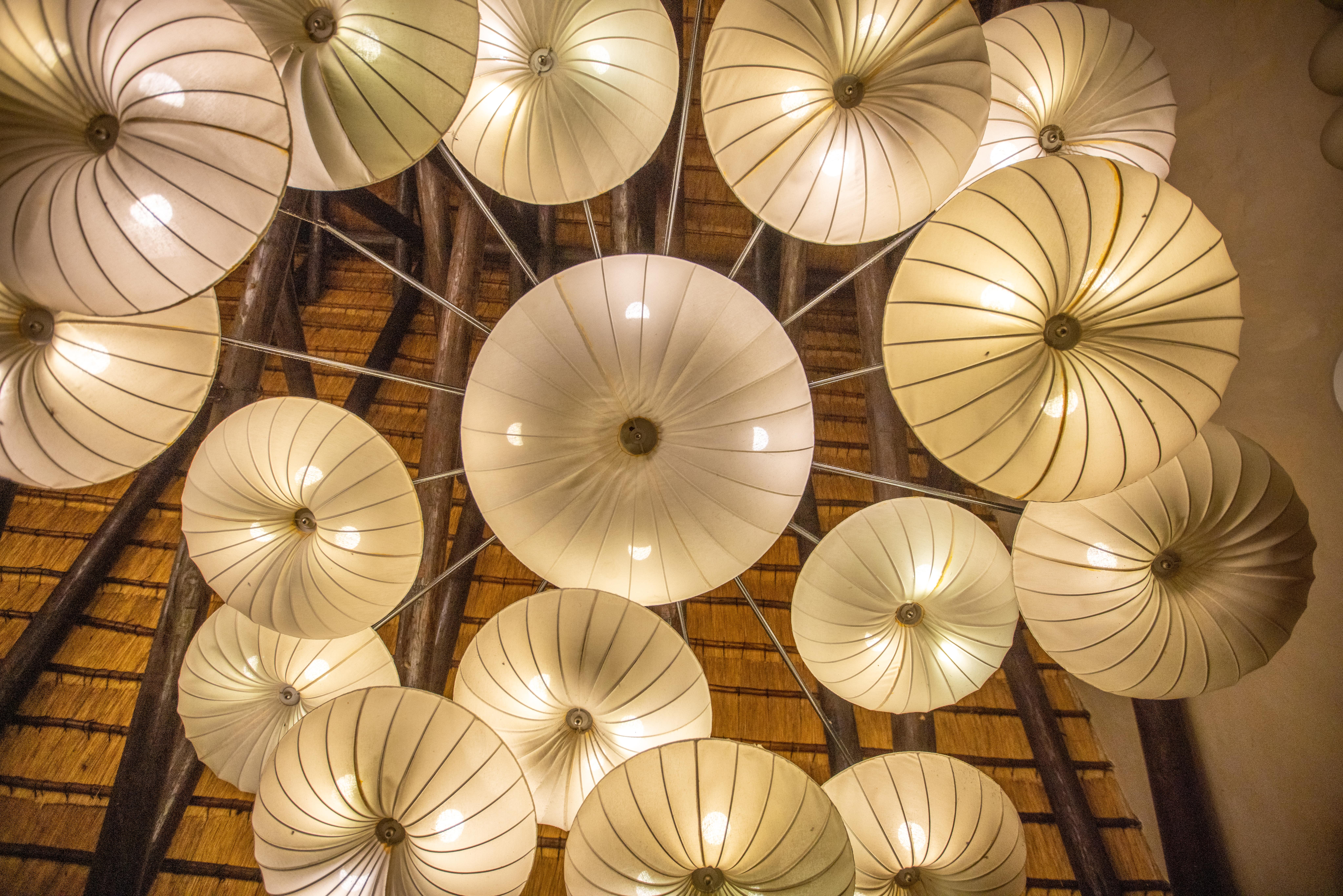 An image of the light fixture at The Senchi Restaurant in The Royal Senchi Hotel & Resort in Ghana